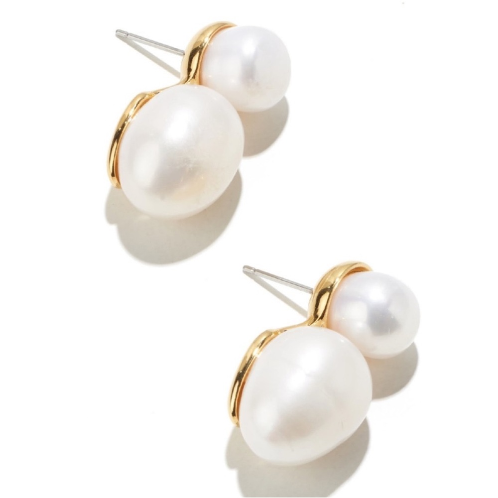 Lele Sadoughi pearl stud earrings
